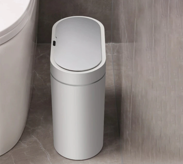 Lixeira Inteligente 15L com Sensor – Tecnologia, praticidade e higiene no seu dia a dia