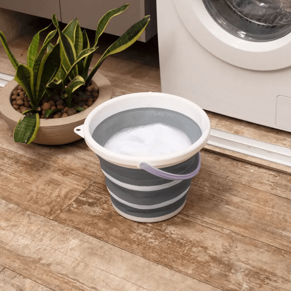 Balde Dobrável de Silicone 10L – Praticidade, economia de espaço e versatilidade